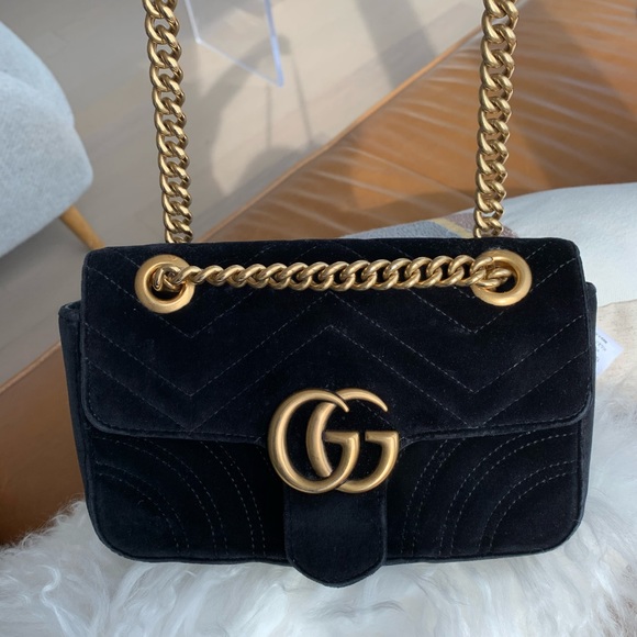 **SOLD** GUCCI BLACK velvet small GG Marmont bag - Picture 5 of 11
